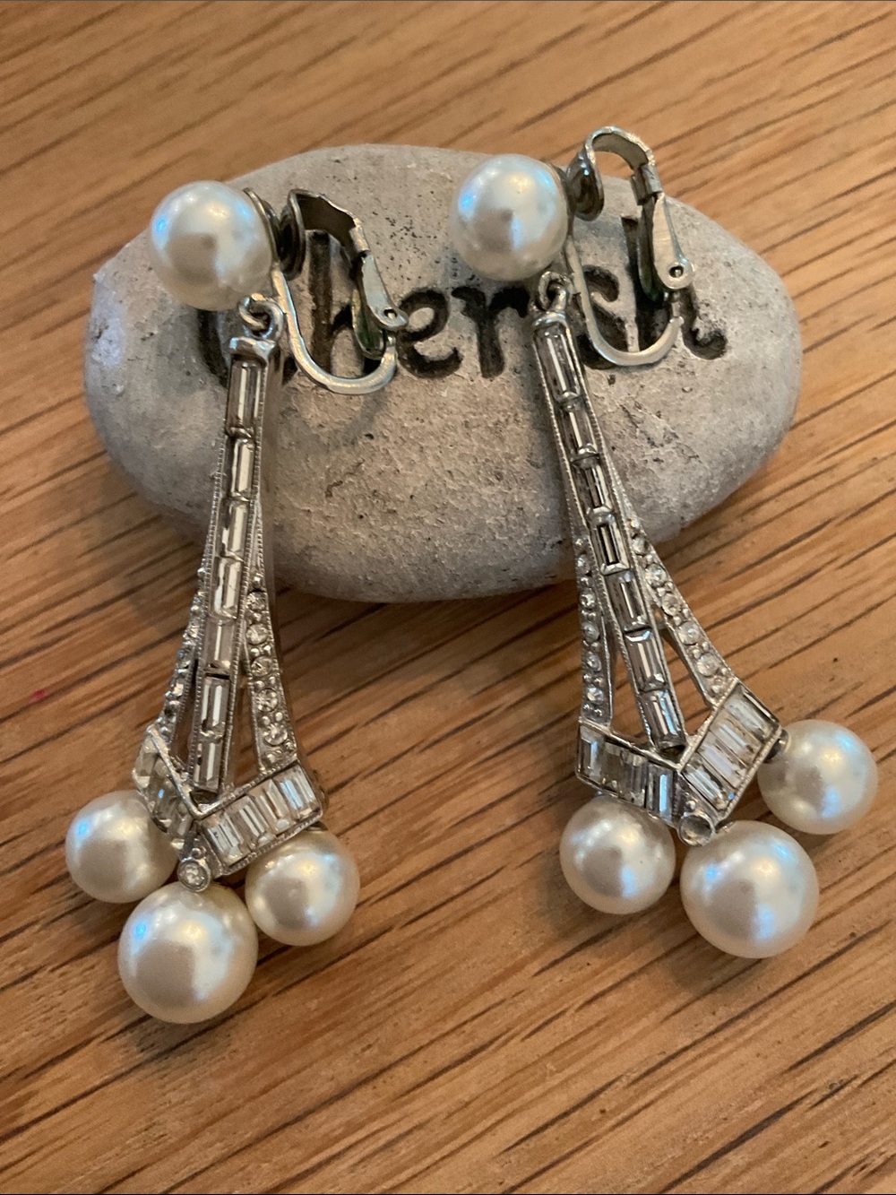 Richelieu Signed Vintage Faux Pearl Drop Dangle Silver-Tone Earrings
Art Deco